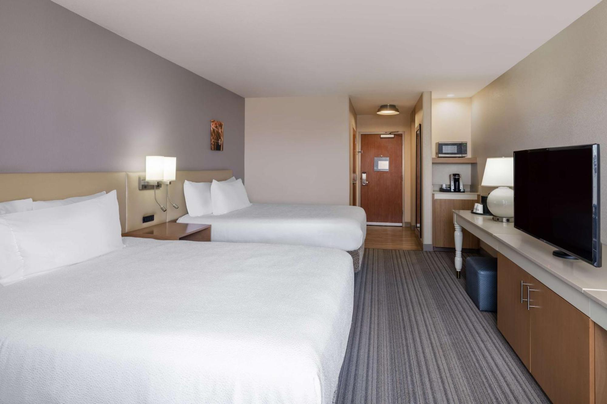 Hilton Garden Inn Bakersfield Exterior foto